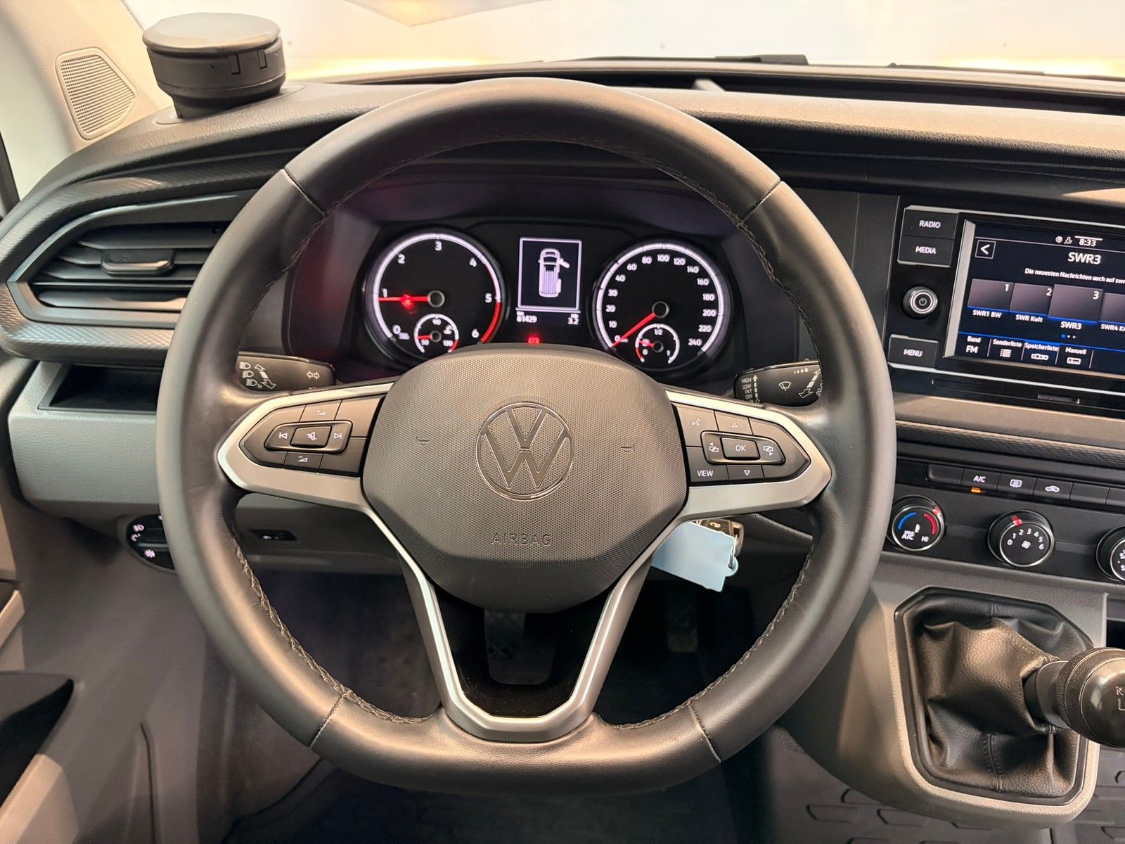 Fahrzeugabbildung Volkswagen T6.1 Transporter Kasten 2,0 TDI +AHK+Licht&Sicht