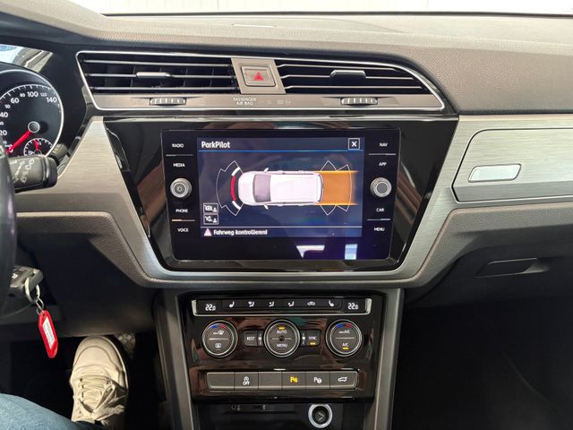 Touran Comfortline 1.6 TDI DSG NAVI ACC