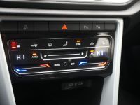 Volkswagen T-Roc - Vorschau Bild 11