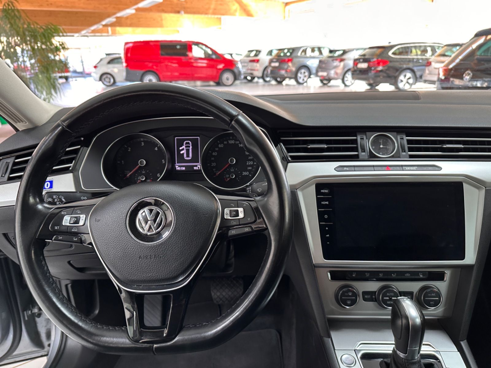 Fahrzeugabbildung Volkswagen Passat Variant Comfortline BMT/Start-Stopp