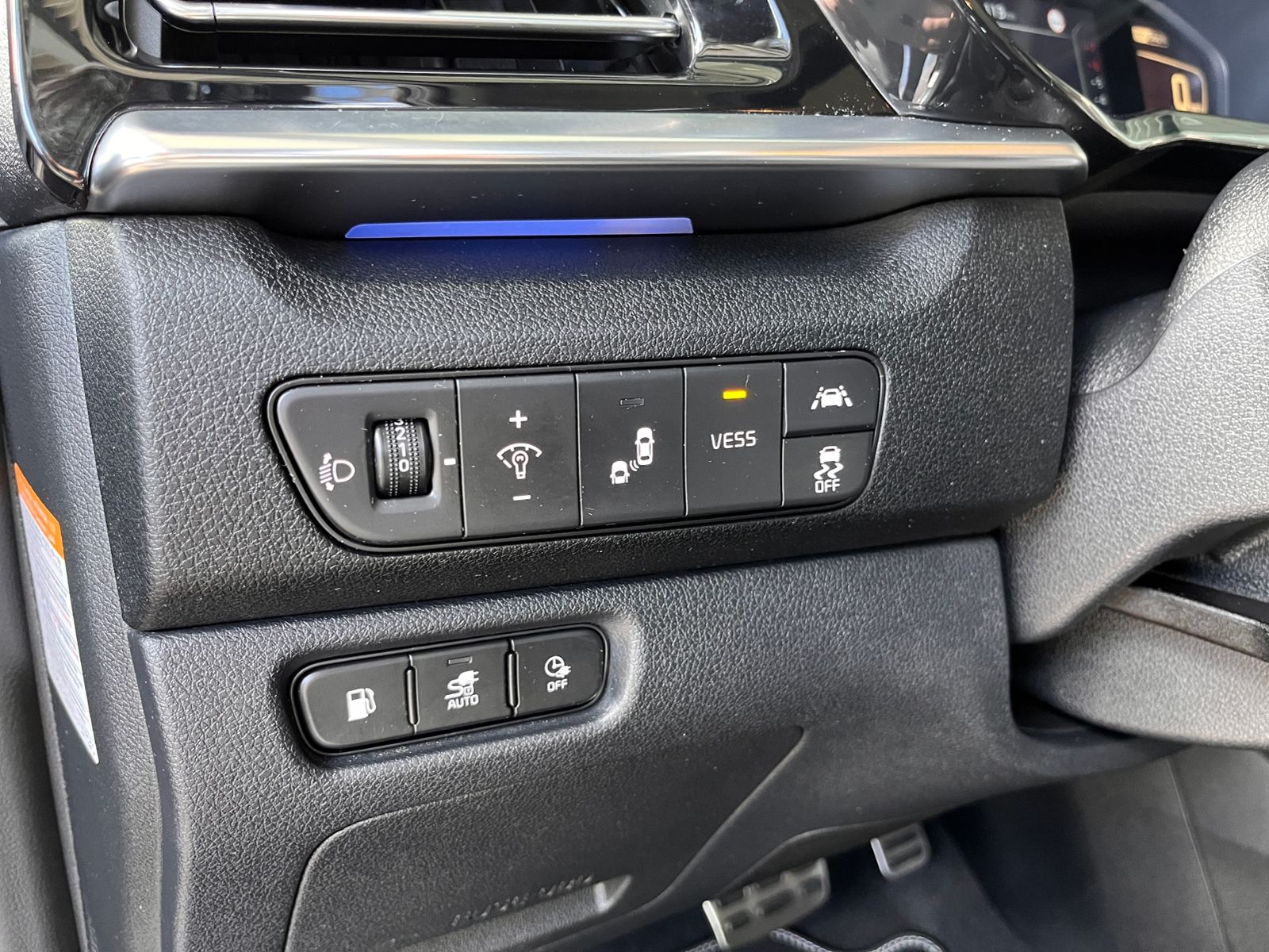 Fahrzeugabbildung Kia Niro Spirit PHEV LED NAVI LEDER SHZ AHK