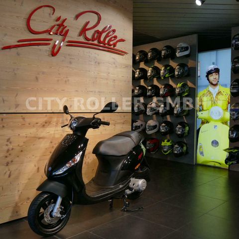 Piaggio ZIP 50 4 TAKT E5