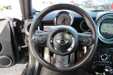 Fahrzeugabbildung MINI Mini John Cooper Works Leder Navi Pano