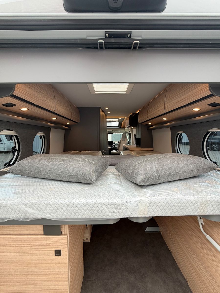 Fahrzeugabbildung Malibu Van first class - two rooms GT skyview 640 LE RB