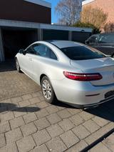 Mercedes-Benz E 300 Autom. - - Mercedes-Benz E 300: Cabrio