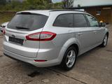 Ford Mondeo Turnier - Ford Mondeo aus 2013 mit Diesel-Antrieb: Kombi