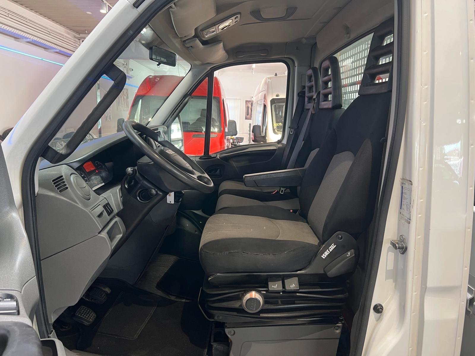 Iveco Daily 70c17 XXL Maxi Pritsche 5.200mm*Kran 1T*
