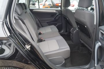 Volkswagen Golf - 11