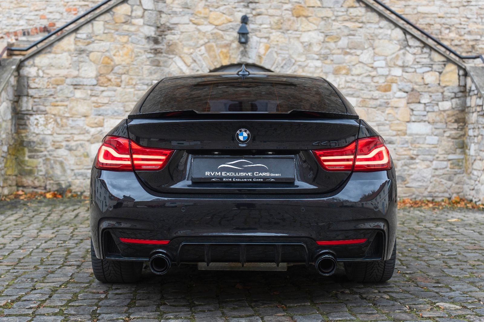 Fahrzeugabbildung BMW 440I M-Performance HUD H&K LED CARPLAY KAM REMUS