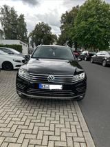 Volkswagen Touareg 3.0 V6 TDI SCR Tiptronic - - VW Touareg Gebrauchtwagen in Kassel