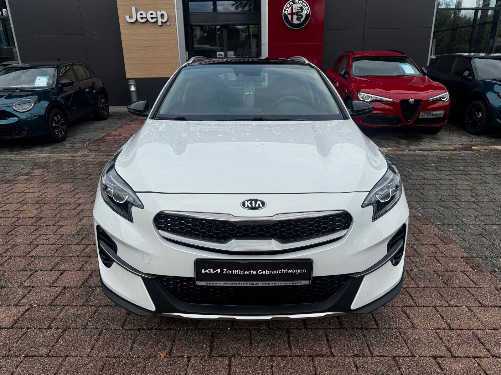 Fahrzeugabbildung Kia XCEED 1.5T SPIRIT 160PS NAV GLASDACH