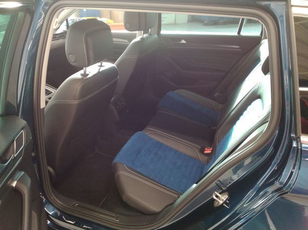 Volkswagen Passat Variant - Bild 5