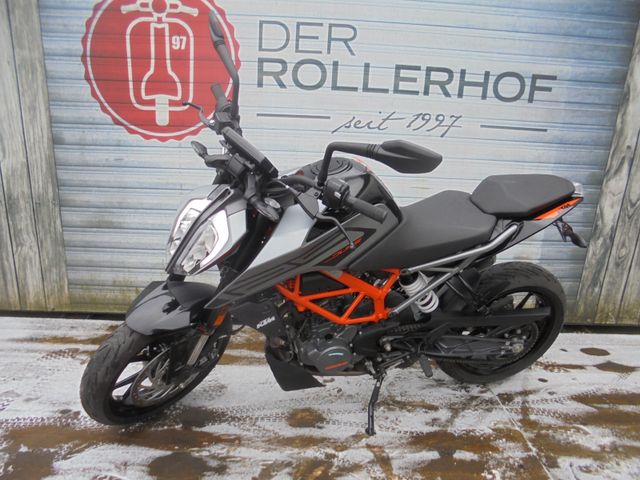 KTM Duke 125 E5