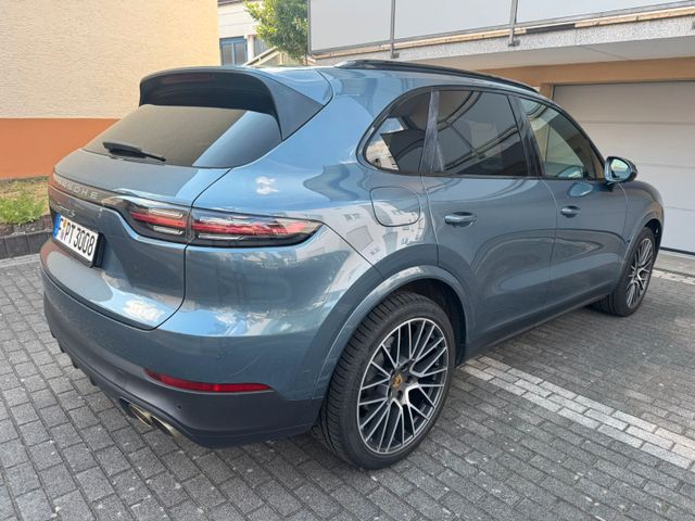 PORSCHE Cayenne S *360°*Pano*Chrono*18Wege*Sitzbelüftung