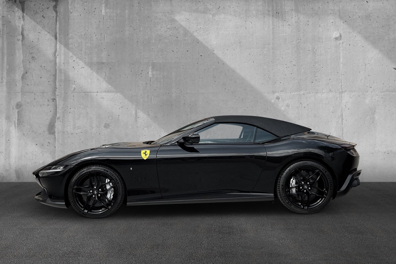 Fahrzeugabbildung Ferrari Roma Spider*Full Carbon*Painted Shields*Daytona