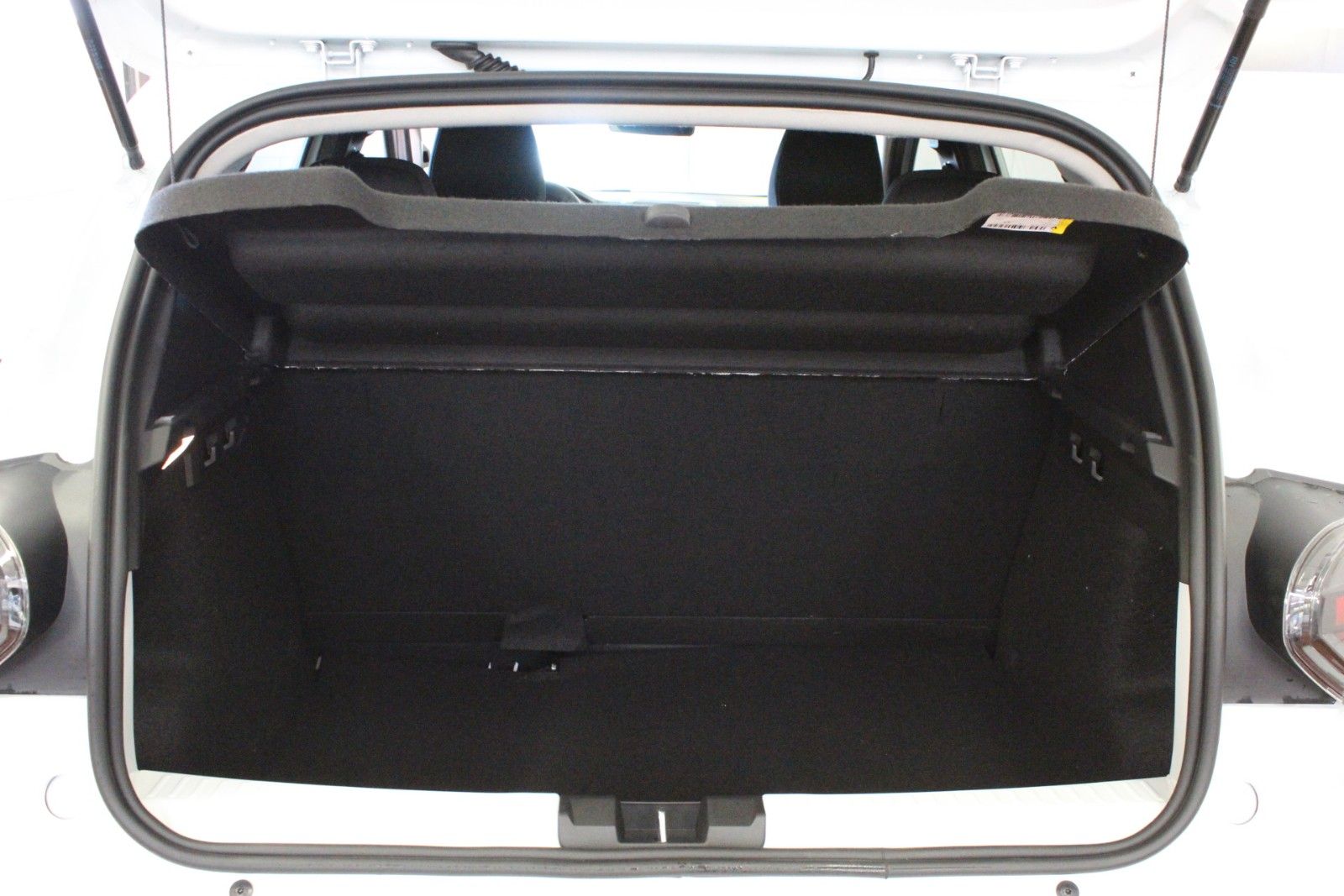 Fahrzeugabbildung Dacia Sandero SCe 65 Essential*Klima*Media Display*