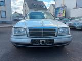 Mercedes-Benz C 180 - Mercedes-Benz Oldtimer: 180