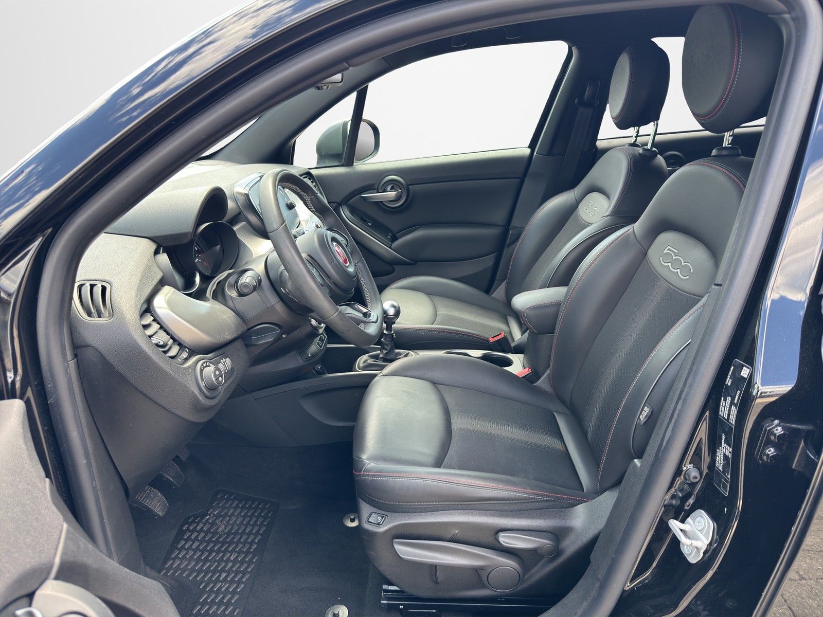 FIAT 500X 1.0 GSE Sport KLIMAAUTOMATIK / SITZHEIZUNG - Image 9