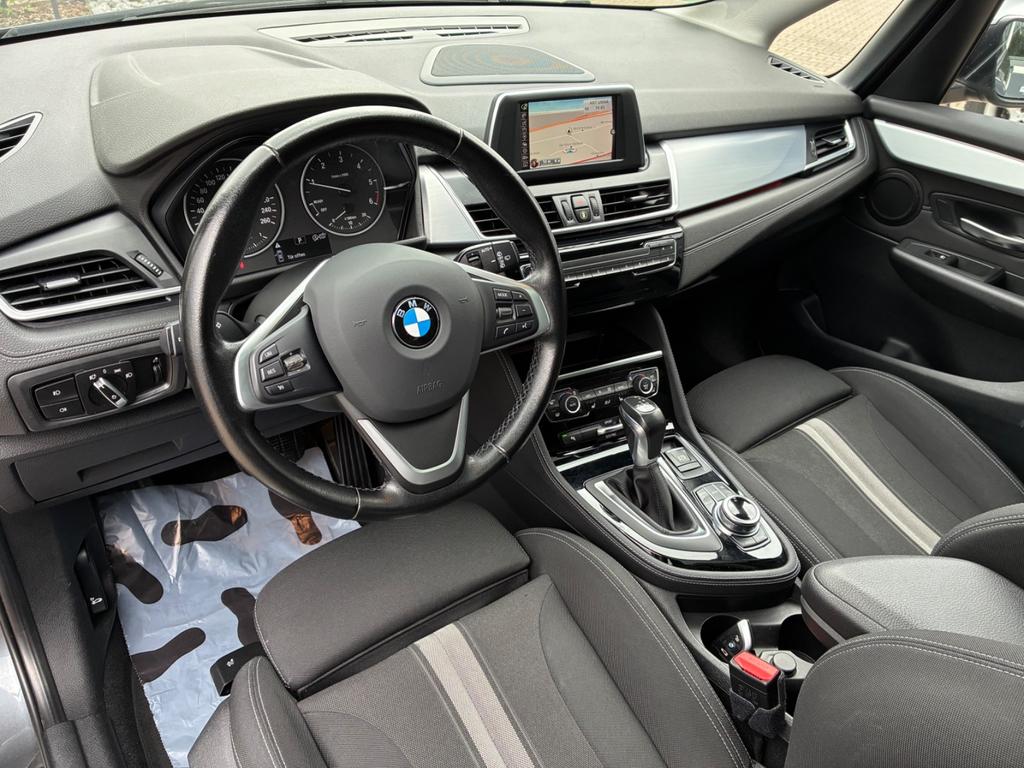 BMW 220