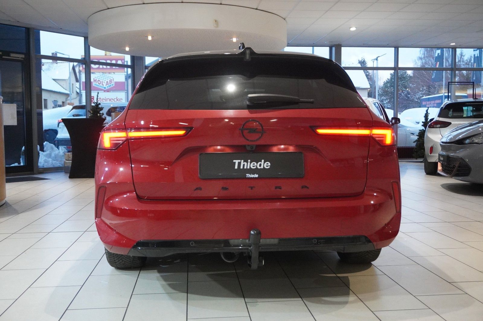 Fahrzeugabbildung Opel Astra ST 1.2T GS LINE NAVI/LED/360°/SH/SPORT/AHK