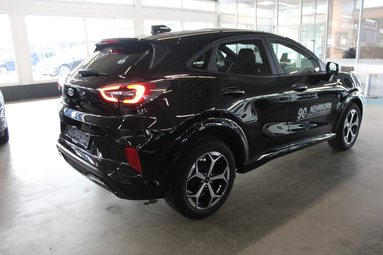 Fahrzeugabbildung Ford Puma MHEV ST-Line LED ParkAssist CAM WinterPaket