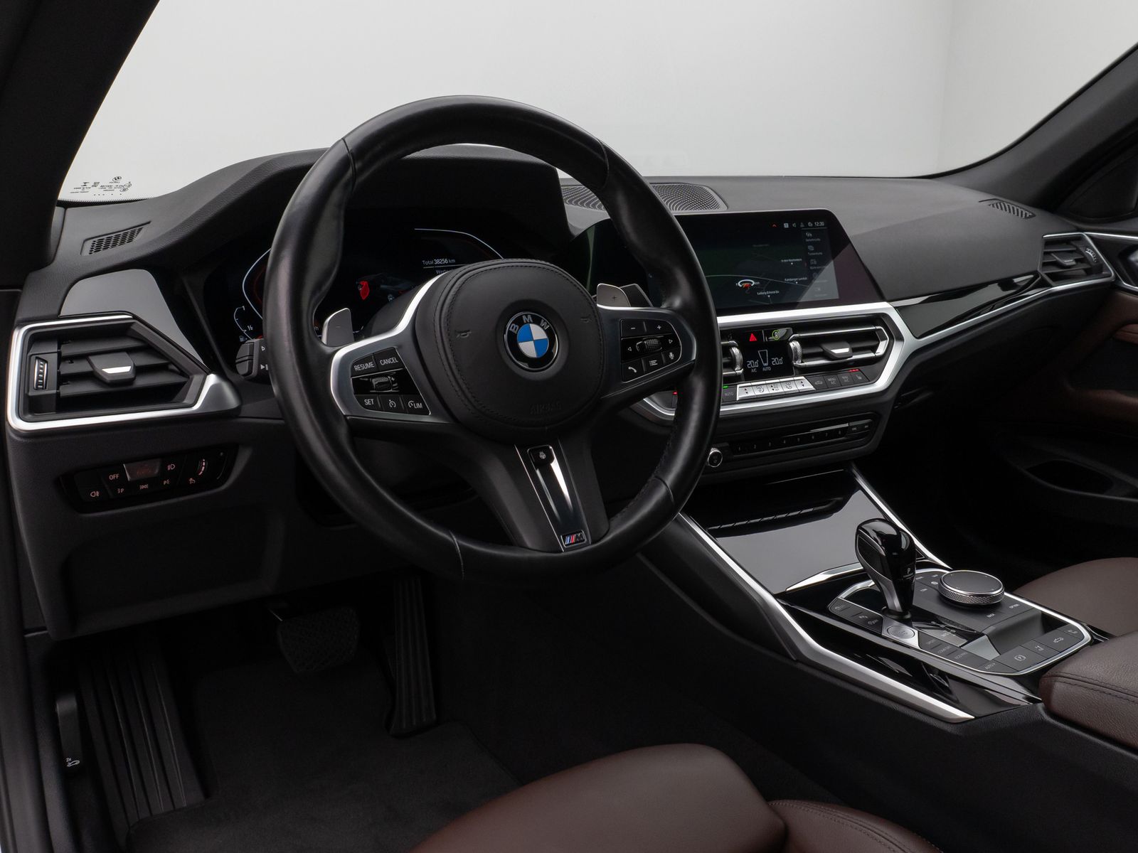 Fahrzeugabbildung BMW 420i Cabrio Kamera HiFi AHK Alarm DAB WLAN Leder