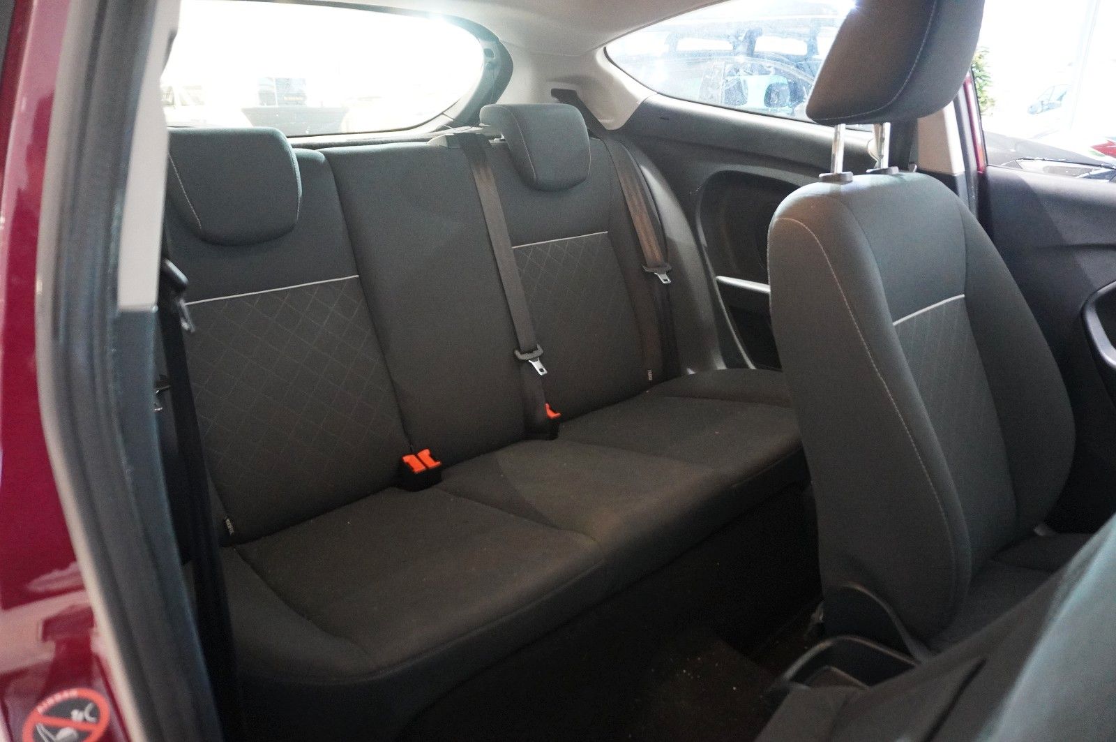 Fahrzeugabbildung Ford Fiesta 1.3 CHAMPIONS EDIT. 3-TÜR KLIMA/SHZ/USB