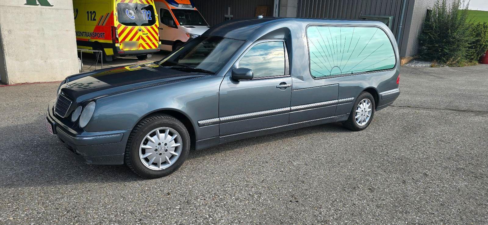 Mercedes-Benz E 220