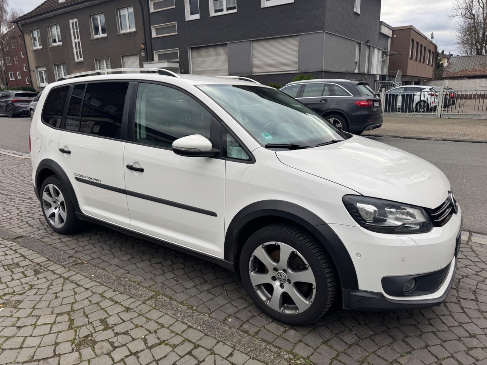 Volkswagen Touran 1.4 TSI DSG Highline