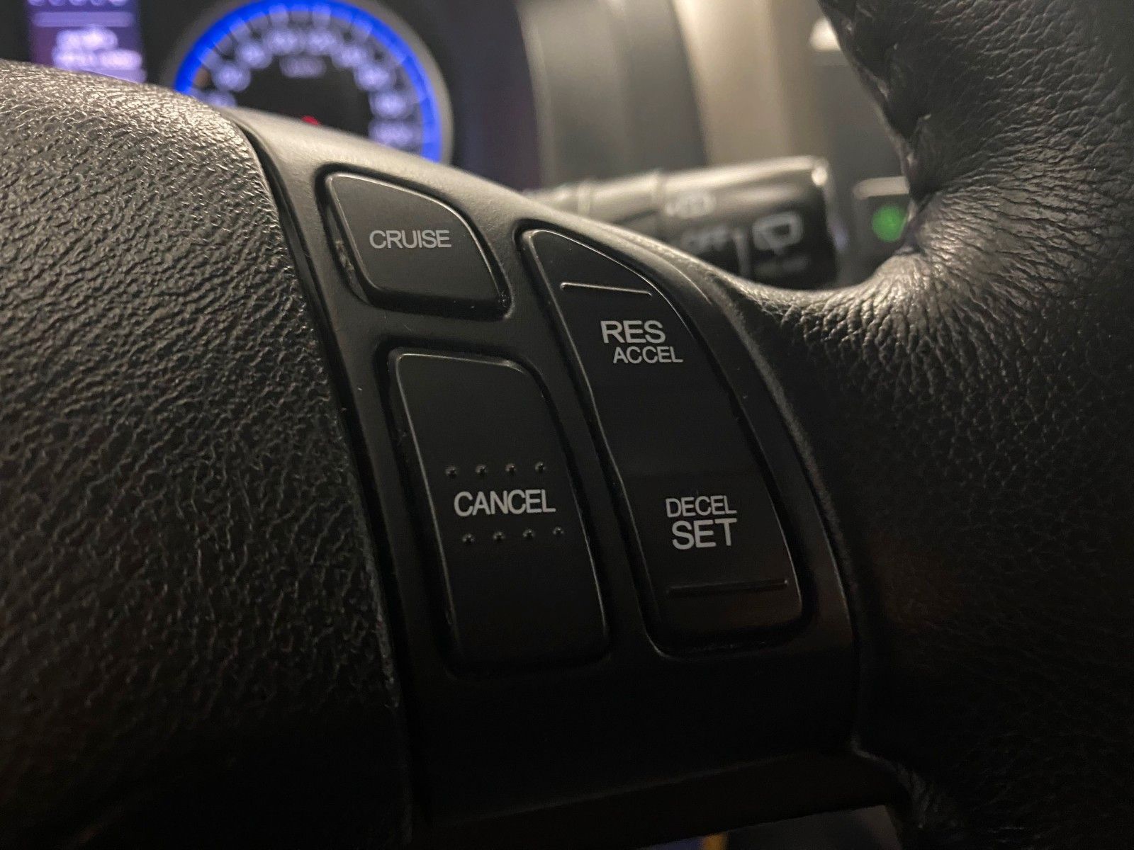 Fahrzeugabbildung Honda CR-V 2.2 TDI+ELEGANCE+ALLRAD+AHK+SITHEIZUNG+18"+