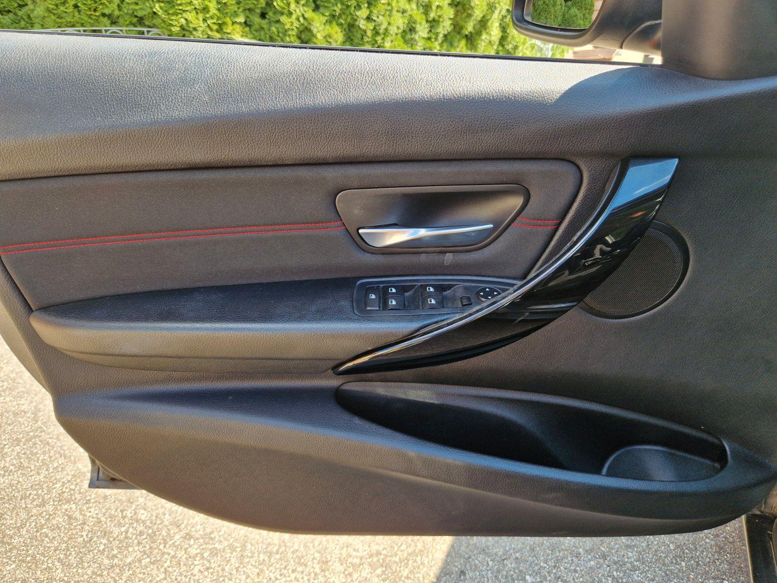 BMW 320 2012 — photo 10