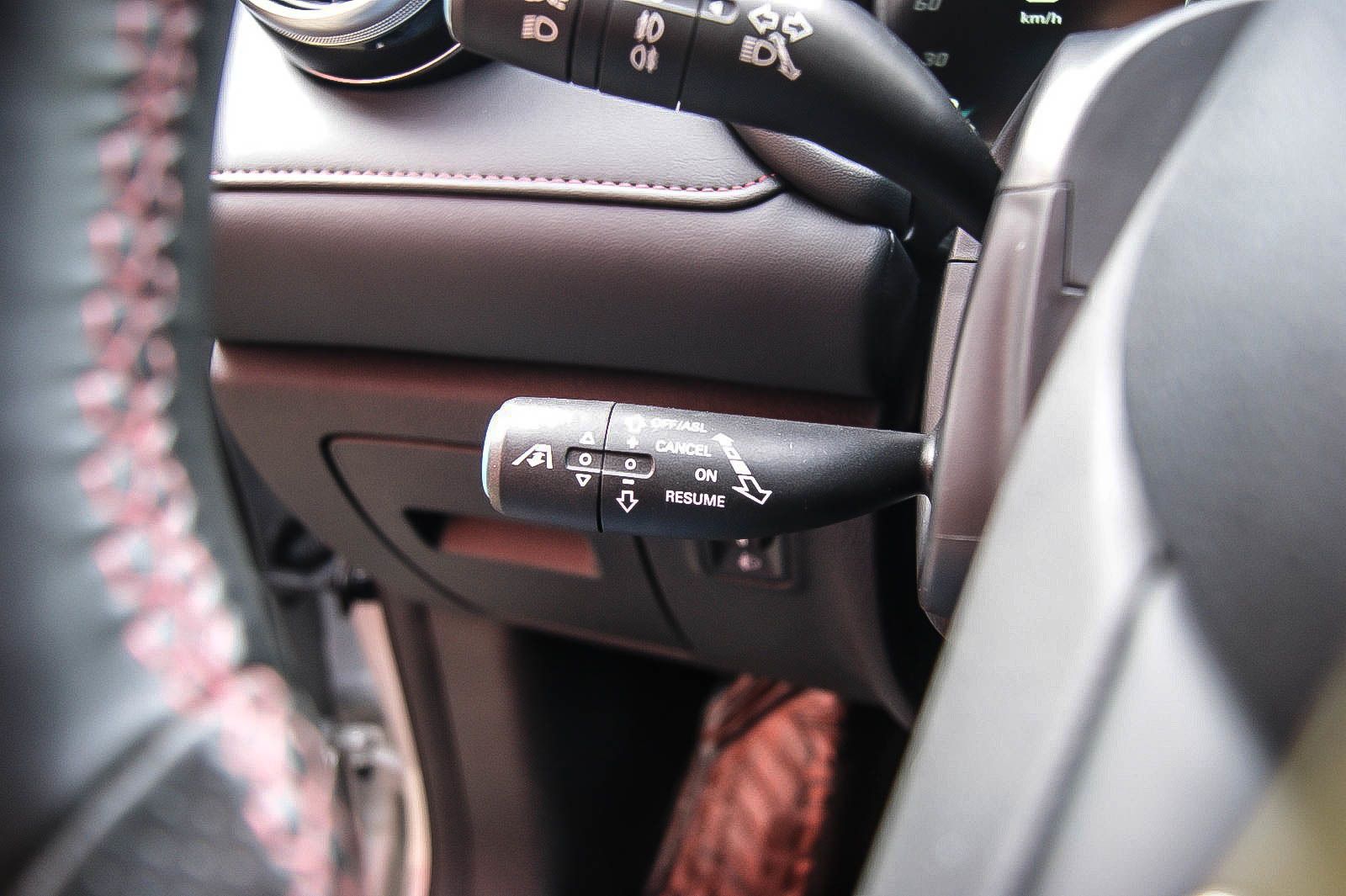 Fahrzeugabbildung MG HS 1.5T-GDI Aut. Luxury PANORAMA LEDER ASSISTENT