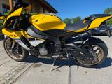 Yamaha R 1 - YAMAHA R1