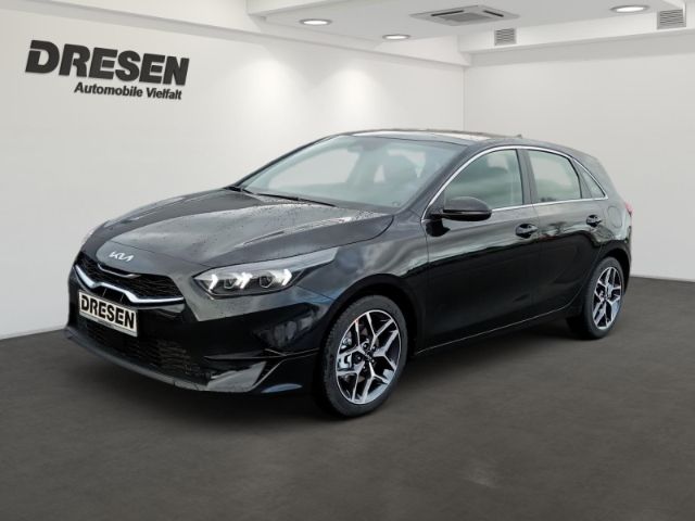 Kia Ceed SPIRIT 1.5 DCT NAVI,KAMERA,SITZHZG,CARPLAY