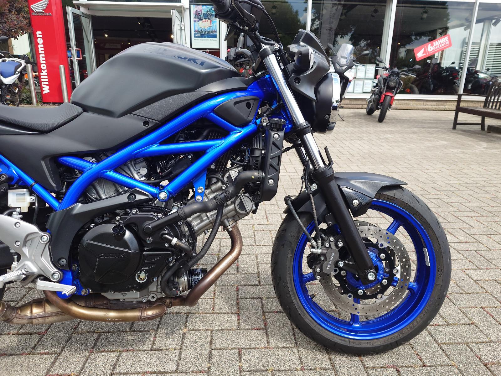Suzuki SV650 *1. Hand*ABS*Scheckheftgepflegt*