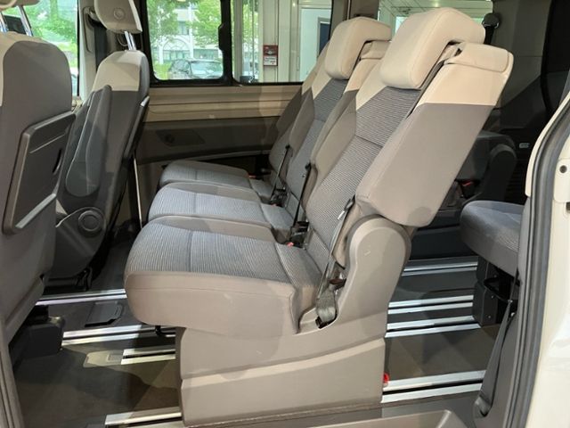 Fahrzeugabbildung Volkswagen Multivan T7 LIFE NAVI RFK SHZ PDC