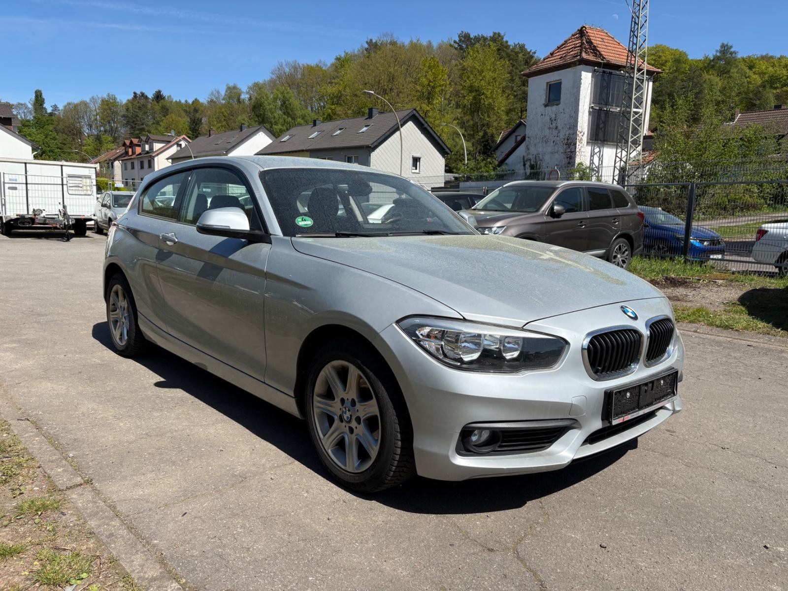 BMW 118i Advantage NUR AN HÄNDLER ABZUGEBEN!