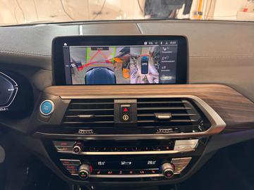 صورة مصغرة 16 لـ 2021 BMW IX3