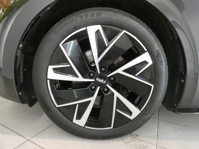 Born 58 kwh NAVI SHZ CARGO BELOW ZERO LM 19 CMS