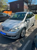 Mercedes-Benz Mercedes B180 - gebrauchte Mercedes-Benz B 180 aus dem Jahr 2005