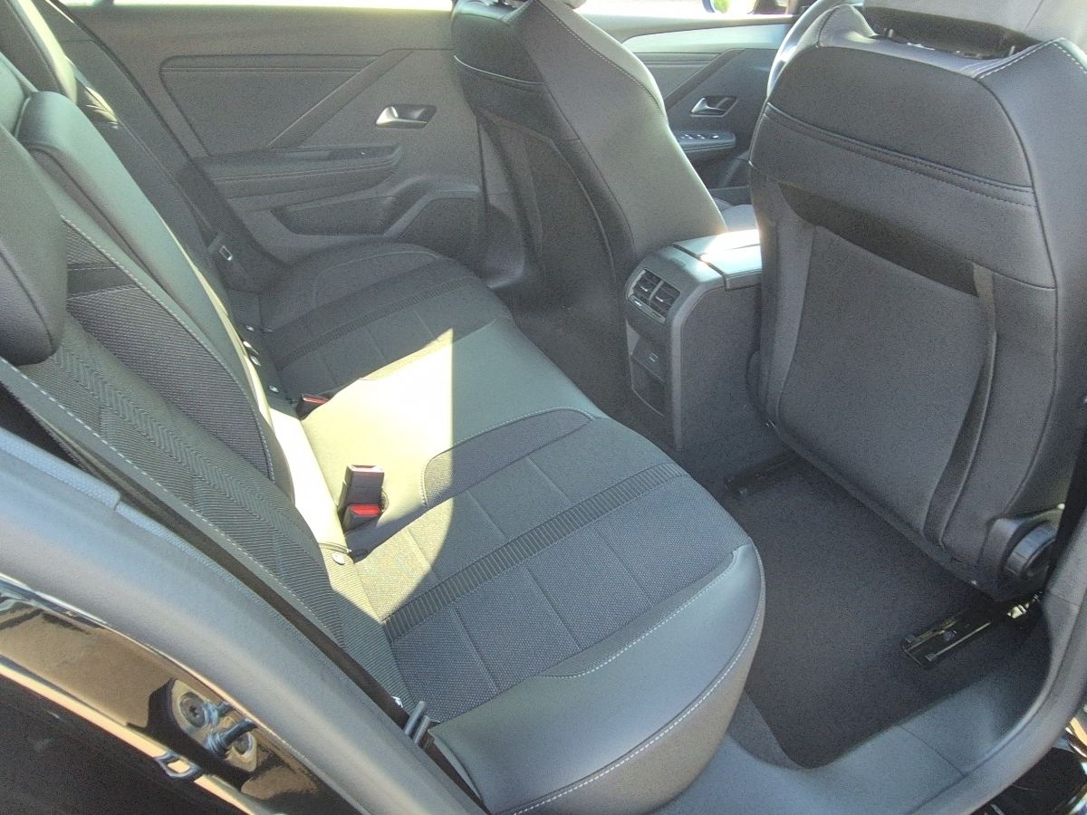 Opel Astra - Bild 12