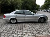 Mercedes-Benz Mercedes w 211 e  klas. 320 diesel Top avto - Mercedes-Benz 320: T