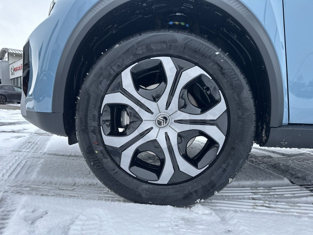 Fahrzeugabbildung Citroën C3 Aircross Hybrid 145 PLUS