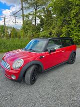 MINI Clubman-gepflegt,sparsam und zuverlässig  - rote MINI COOPER_CLUBMAN