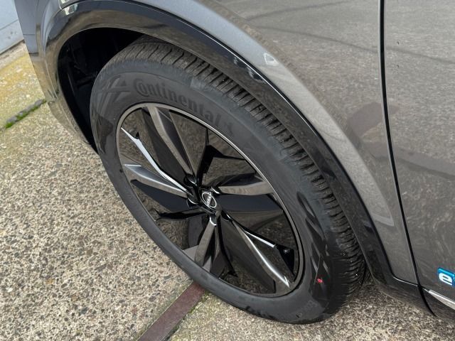 Fahrzeugabbildung Nissan Qashqai 1.5 VC-T e-Power Tekna 19`*PPPark*Leder