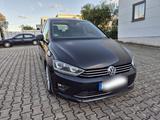 Volkswagen Golf Sportsvan Highline - Volkswagen Golf Sportsvan Highline mit Diesel-Antrieb