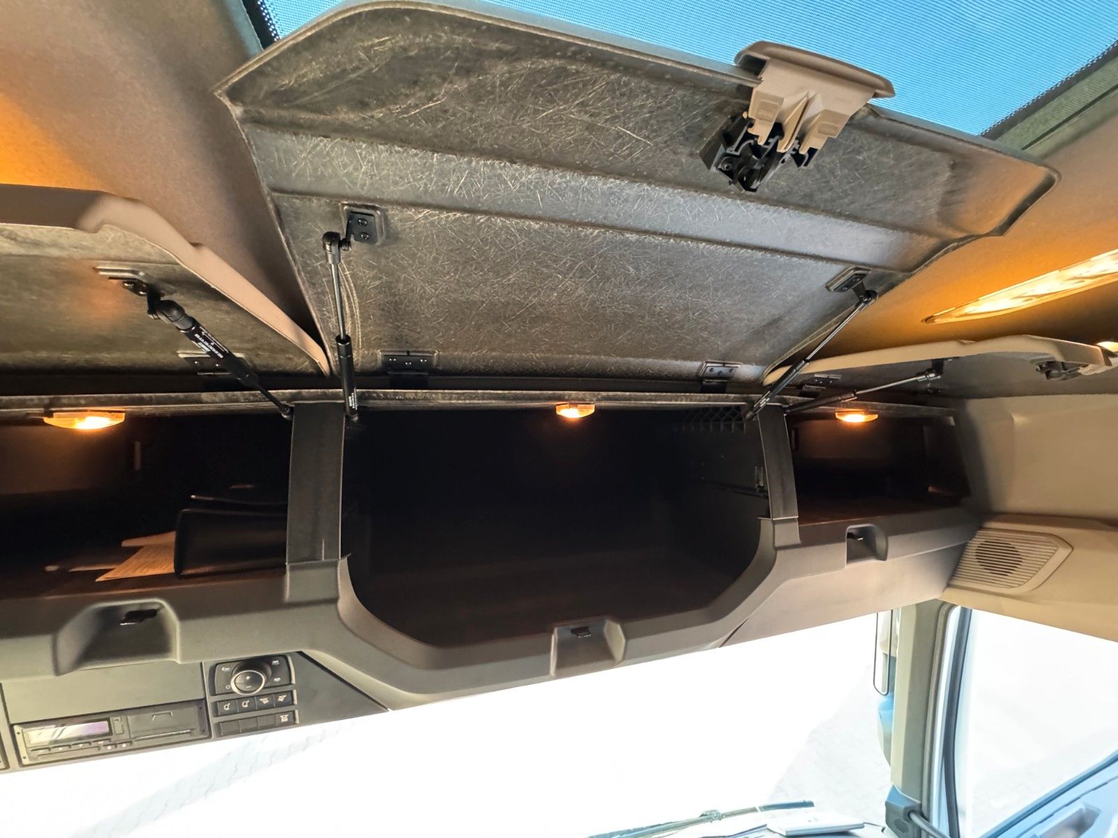 Fahrzeugabbildung DAF FT XF 480 NGD