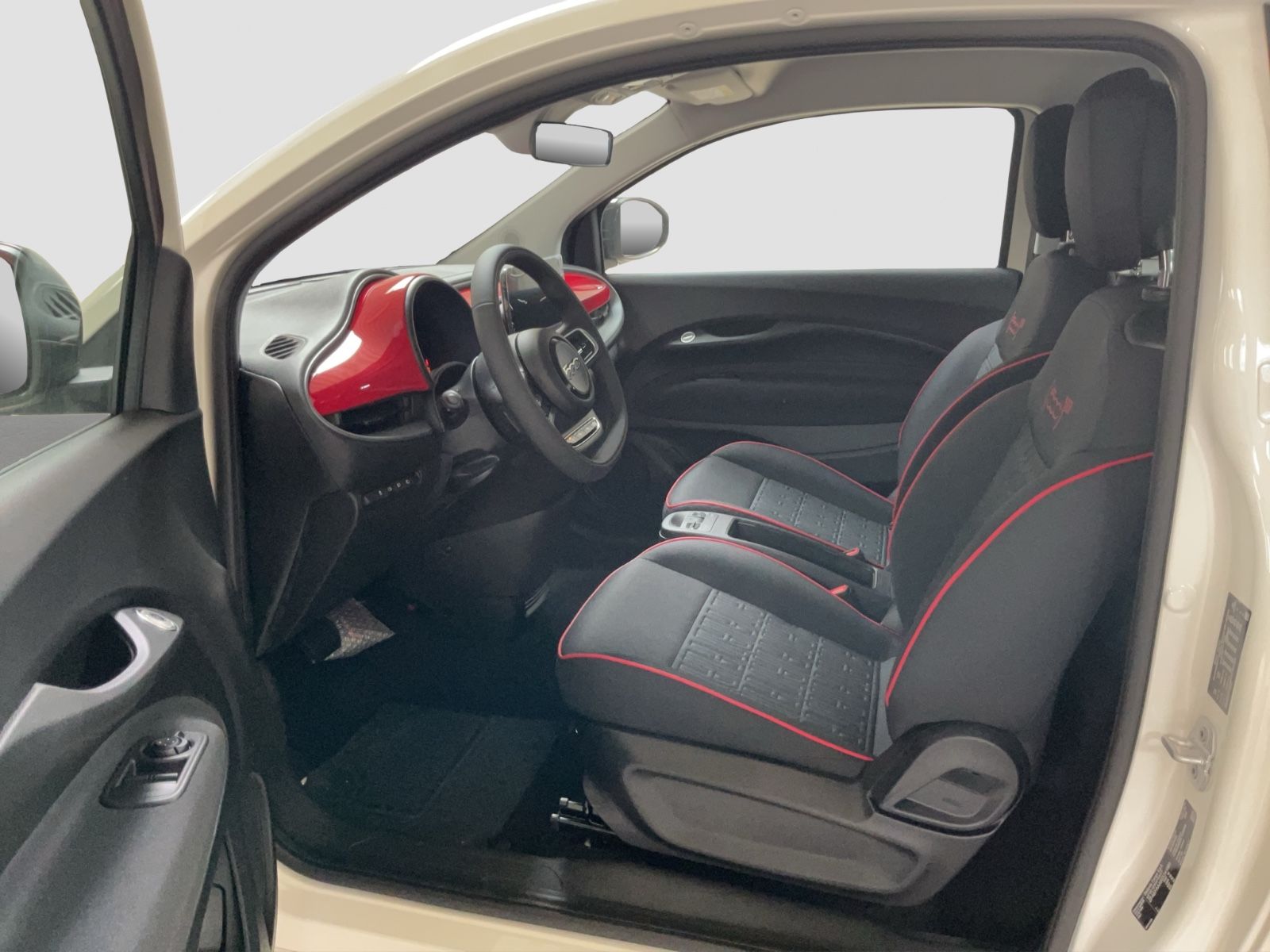 Fahrzeugabbildung Fiat 500e