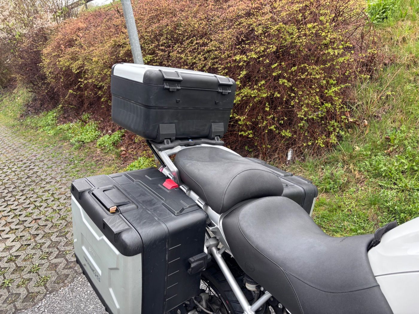 Fahrzeugabbildung BMW R 1200 GS, 30 Jahre Edition, Koffersatz, Sturzb.