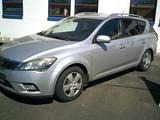 Kia cee'd Sportswagon 1.6 CRDi Klima AHZV Euro5 - Kia aus 2012: Cee D